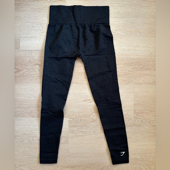Gymshark Leggings, like new, only worn twice, size small - Picture 2 of 2